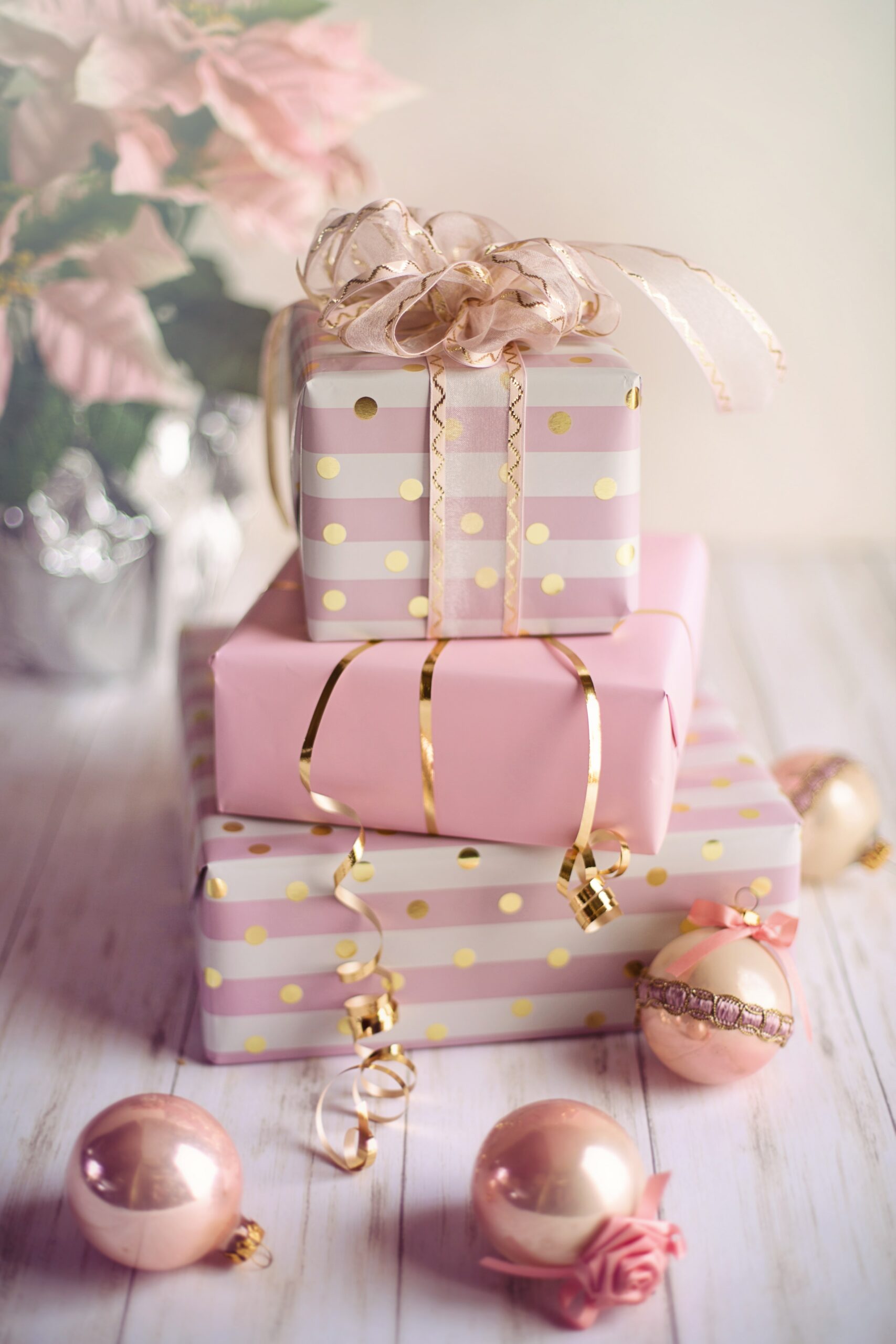 Bride-to-be personalized gift box set