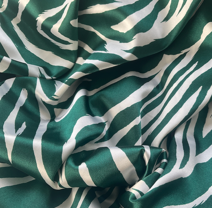 TIGER PRINT. P.J. Green and White Tiger print satin pyjama set